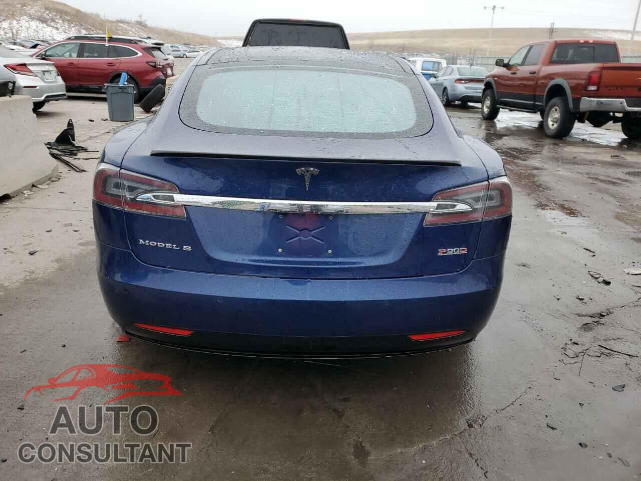 TESLA MODEL S 2016 - 5YJSA1E44GF152561