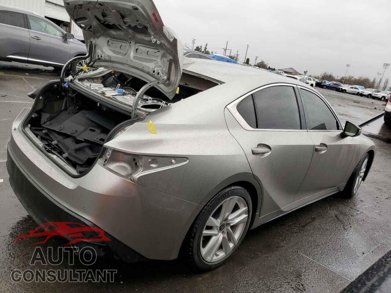 LEXUS IS 2021 - JTHCA1D22M5113905