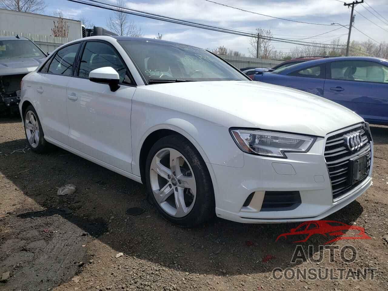 AUDI A3 2018 - WAUAUGFF0J1083287