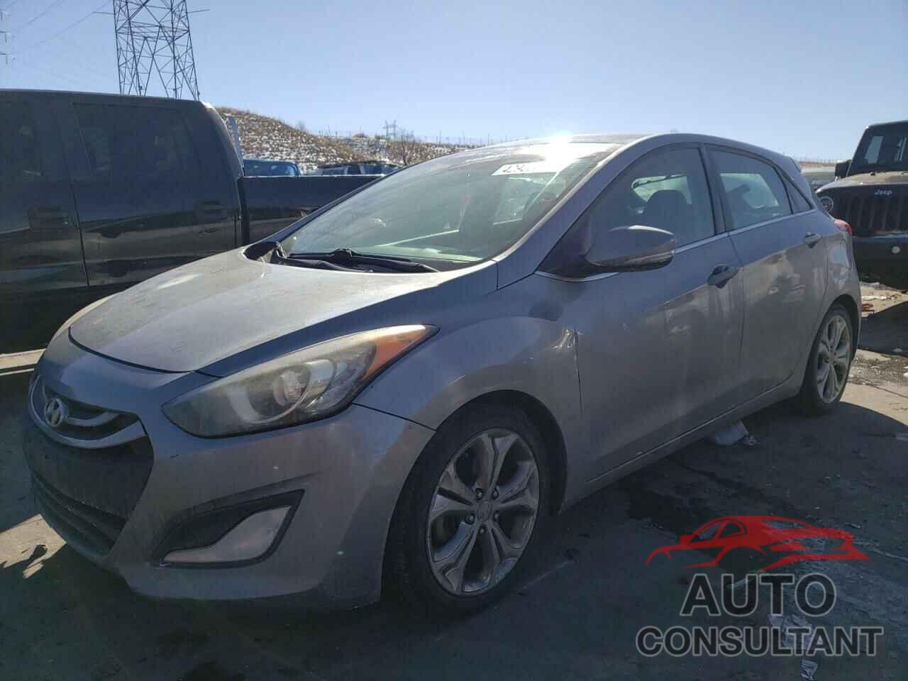 HYUNDAI ELANTRA 2013 - KMHD35LE9DU104056