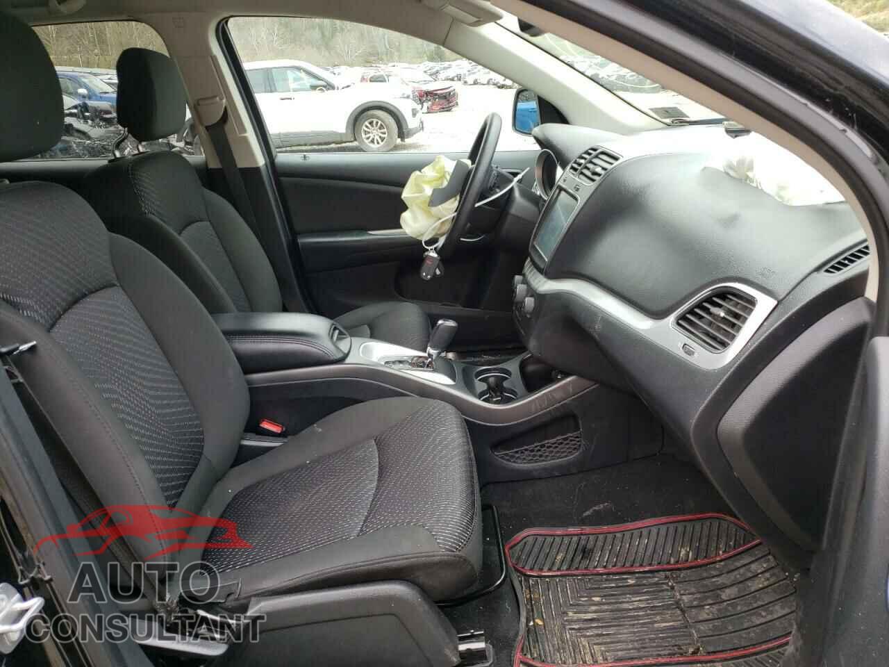 DODGE JOURNEY 2019 - 3C4PDCBB5KT681085