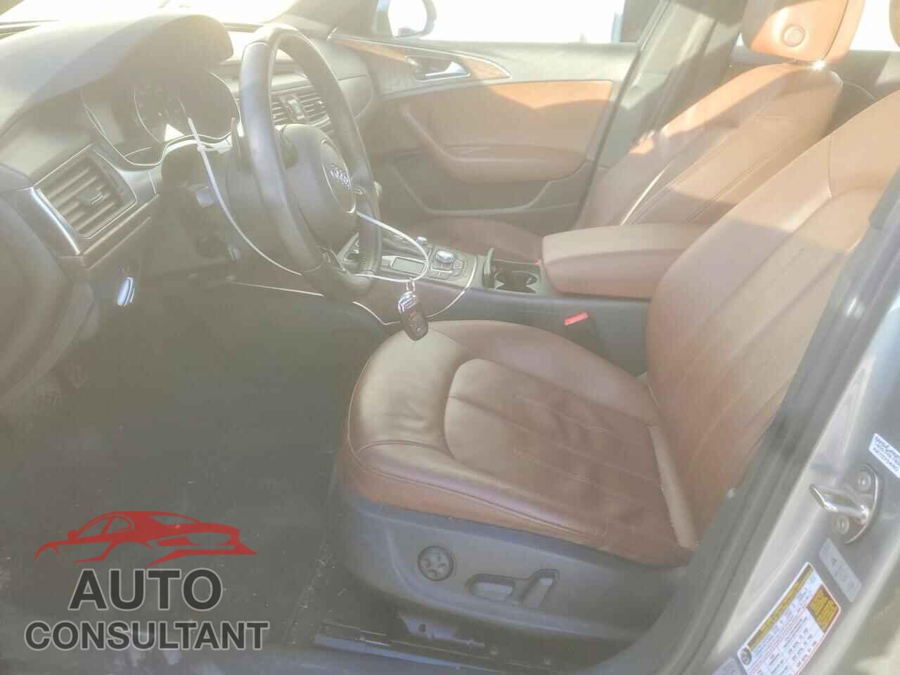 AUDI A6 2013 - WAUDFAFC5DN018619