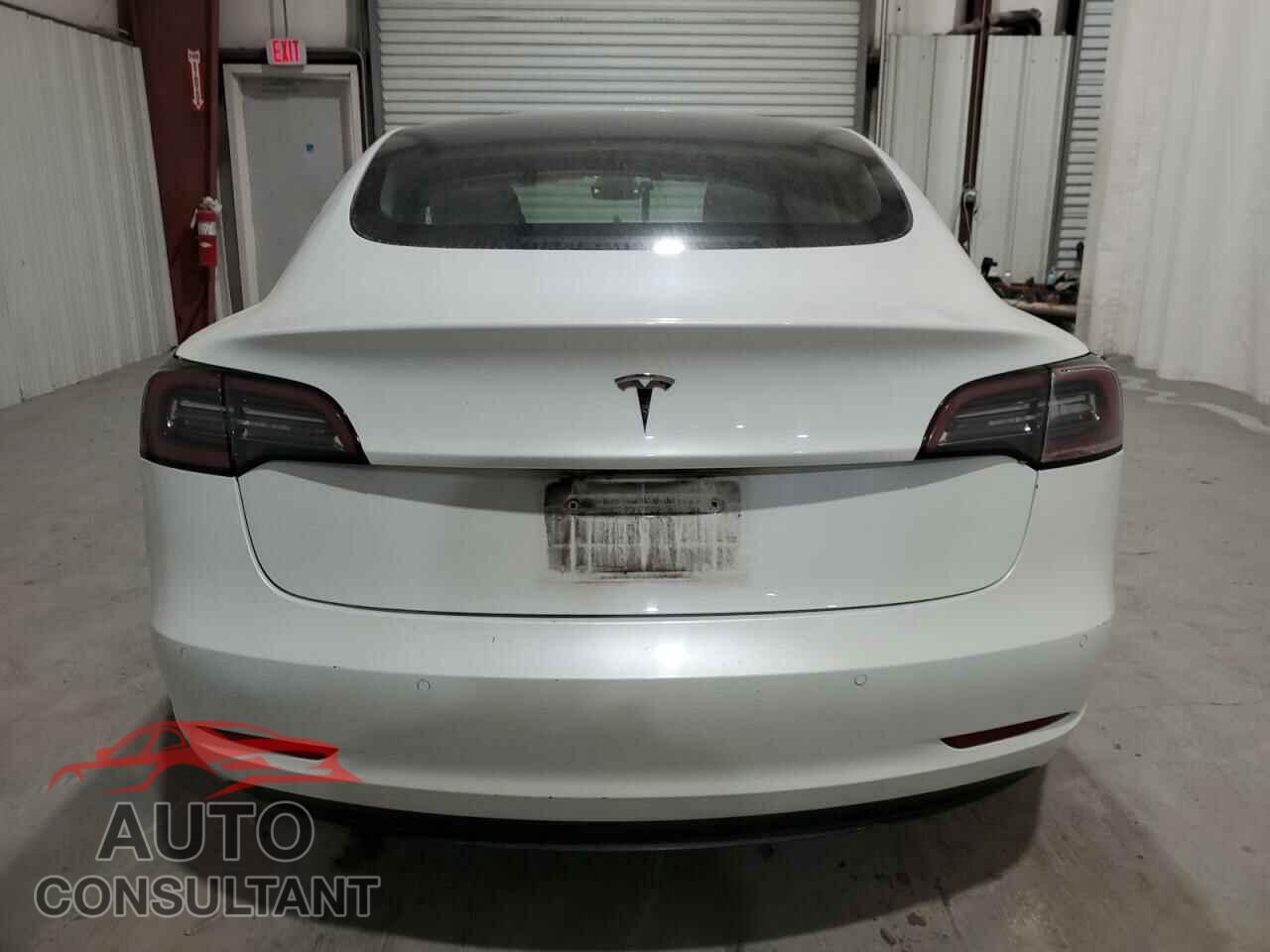 TESLA MODEL 3 2022 - 5YJ3E1EA0NF288651