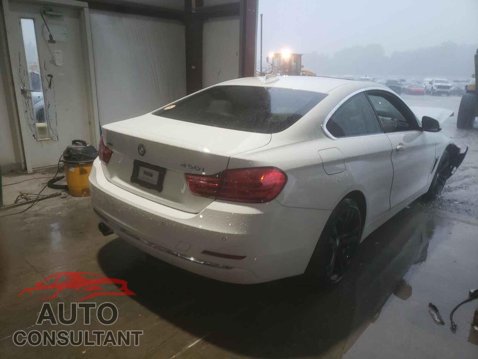 BMW 4 SERIES 2017 - WBA4R9C56HK680695