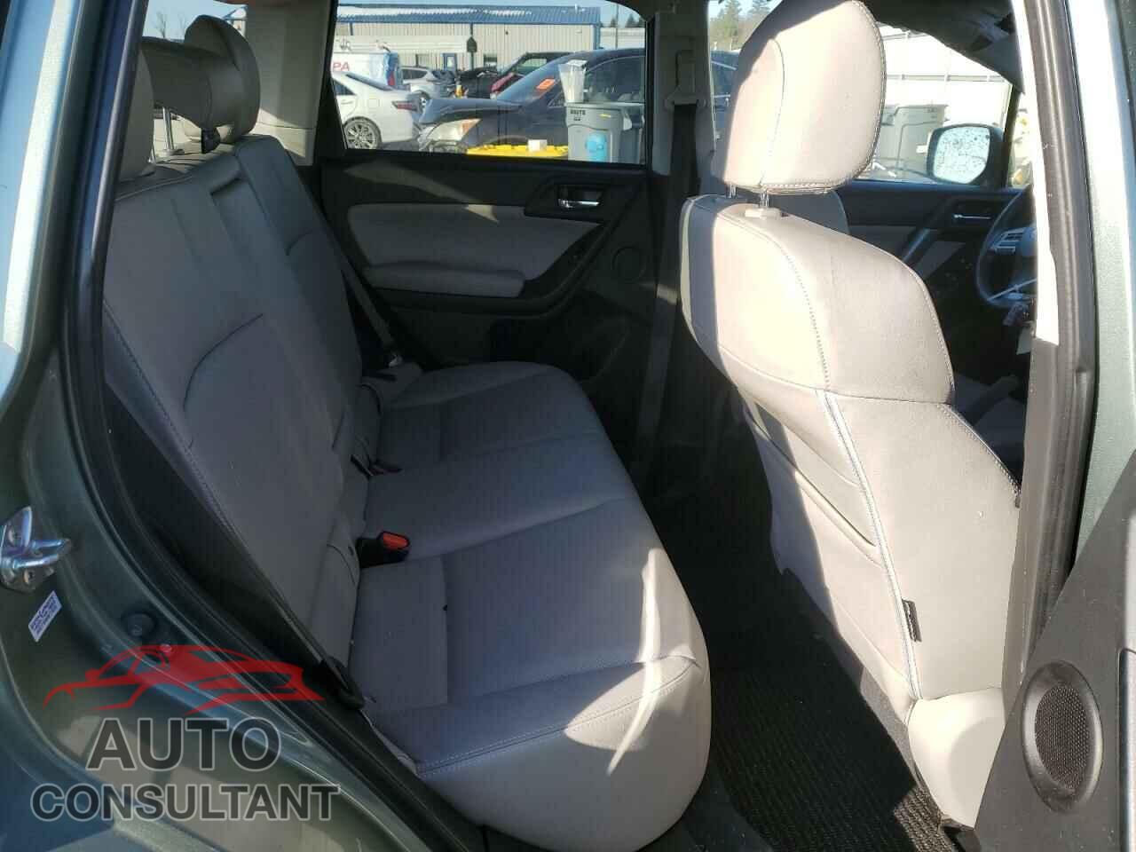 SUBARU FORESTER 2015 - JF2SJAUC2FH448395