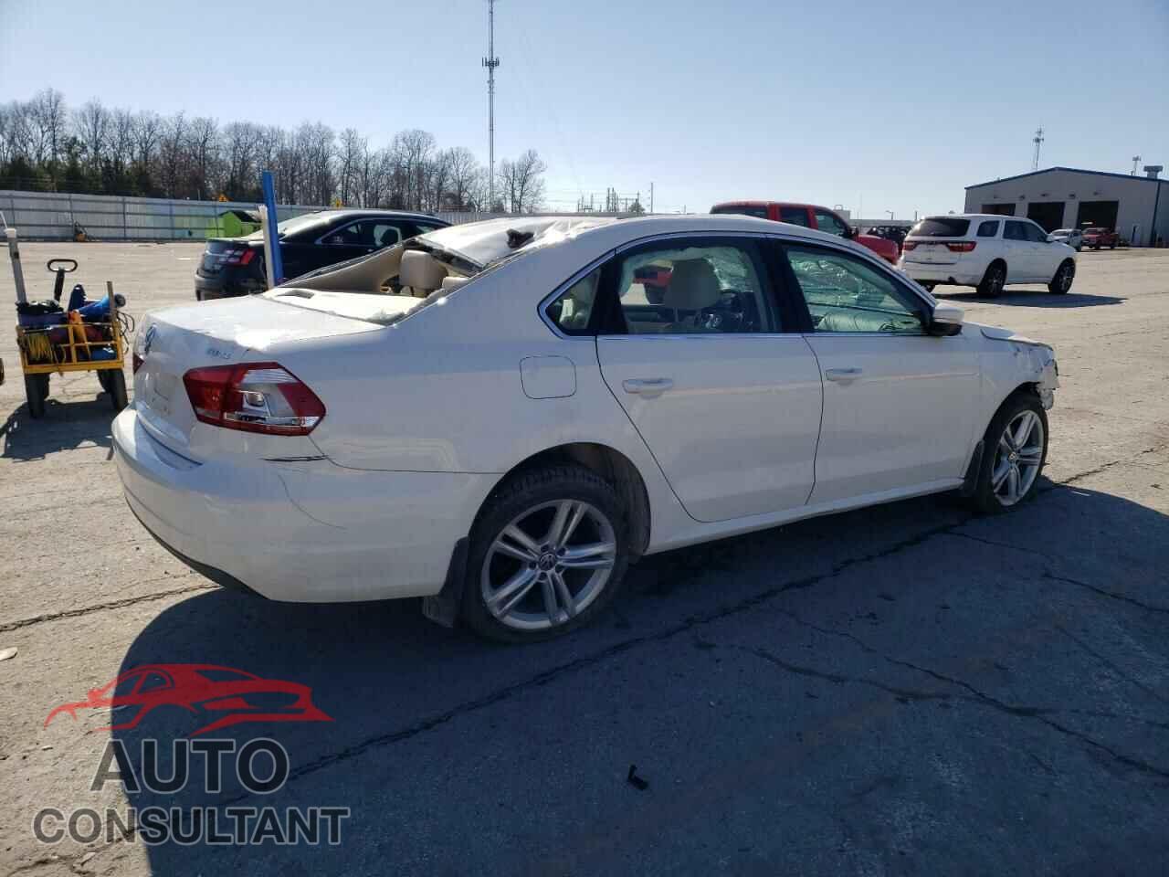 VOLKSWAGEN PASSAT 2015 - 1VWBV7A35FC056466