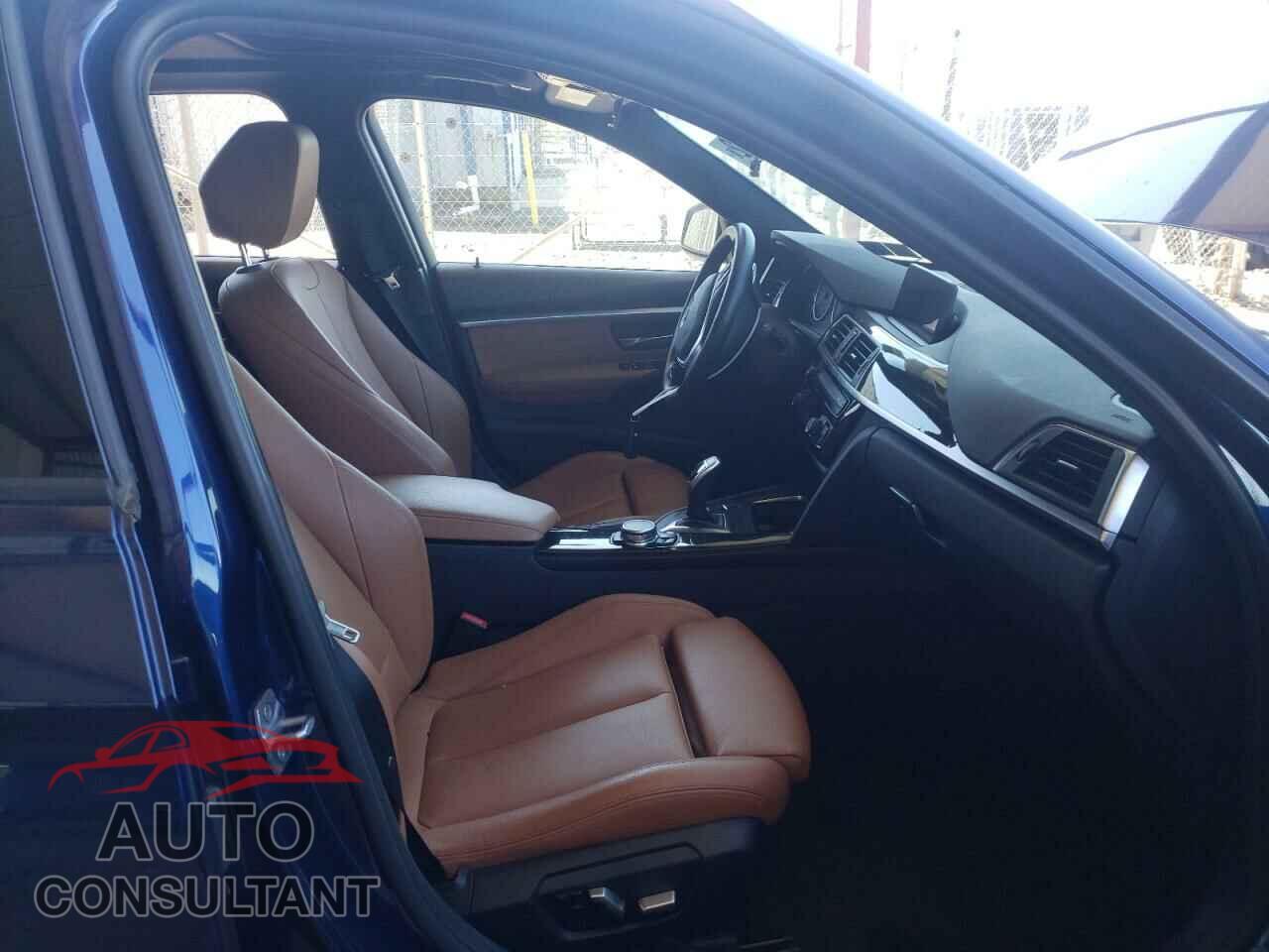 BMW 3 SERIES 2016 - WBA8E3G5XGNT78165