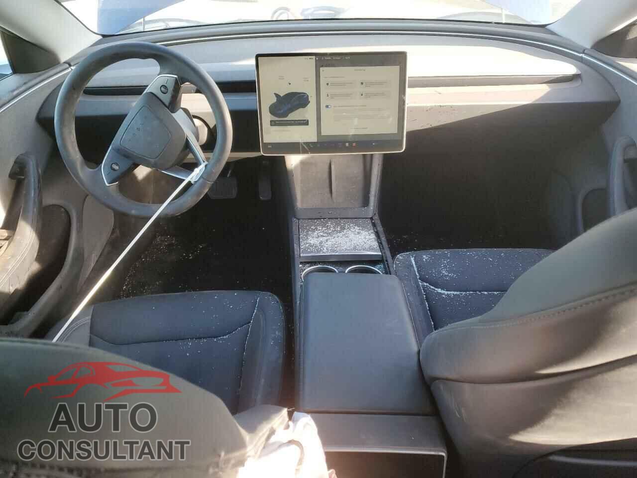 TESLA MODEL 3 2024 - 5YJ3E1EAXRF784630