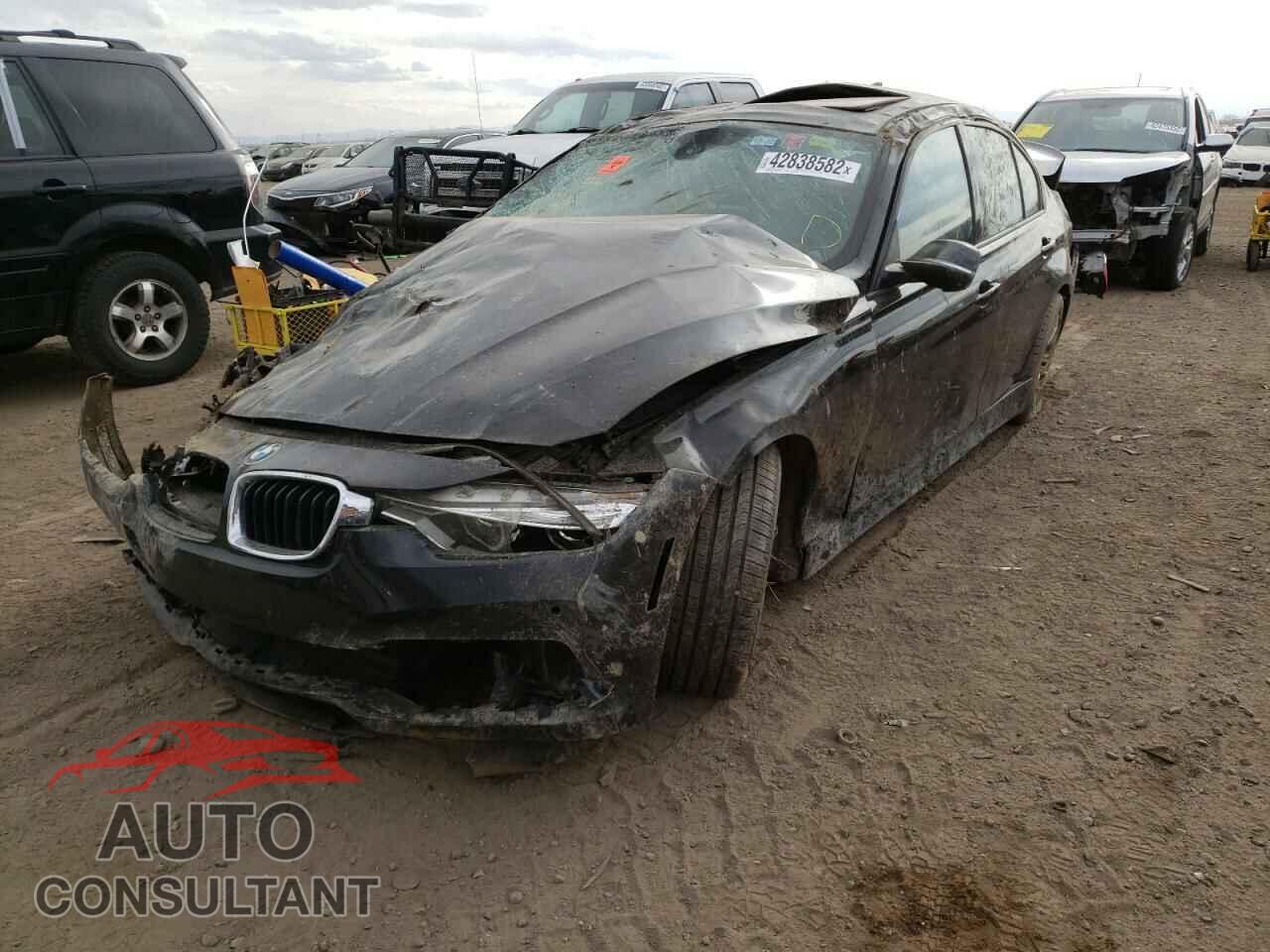 BMW 3 SERIES 2016 - WBA8E3G55GNU00671