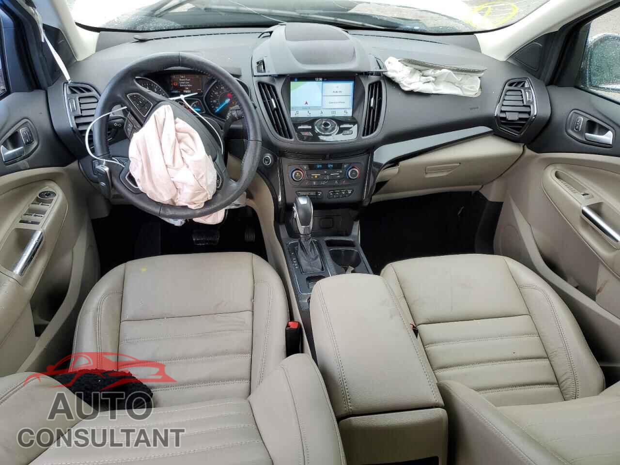 FORD ESCAPE 2019 - 1FMCU9J97KUC28068