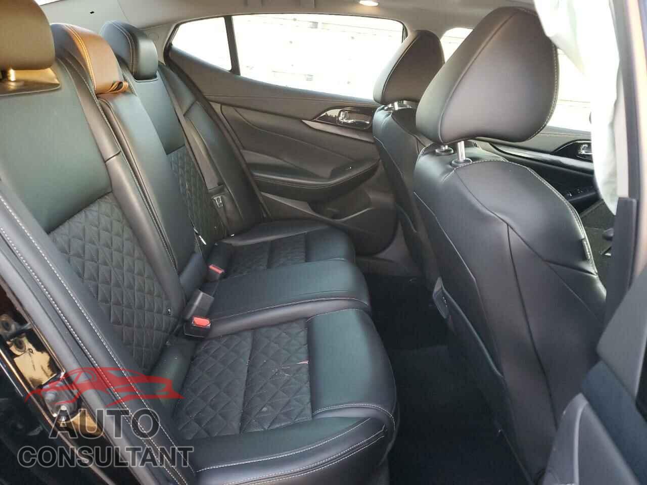 NISSAN MAXIMA 2021 - 1N4AA6FV2MC510822