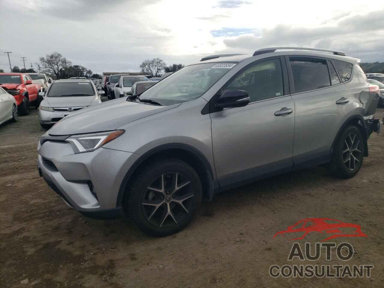 TOYOTA RAV4 2018 - JTMJFREV0JJ213182