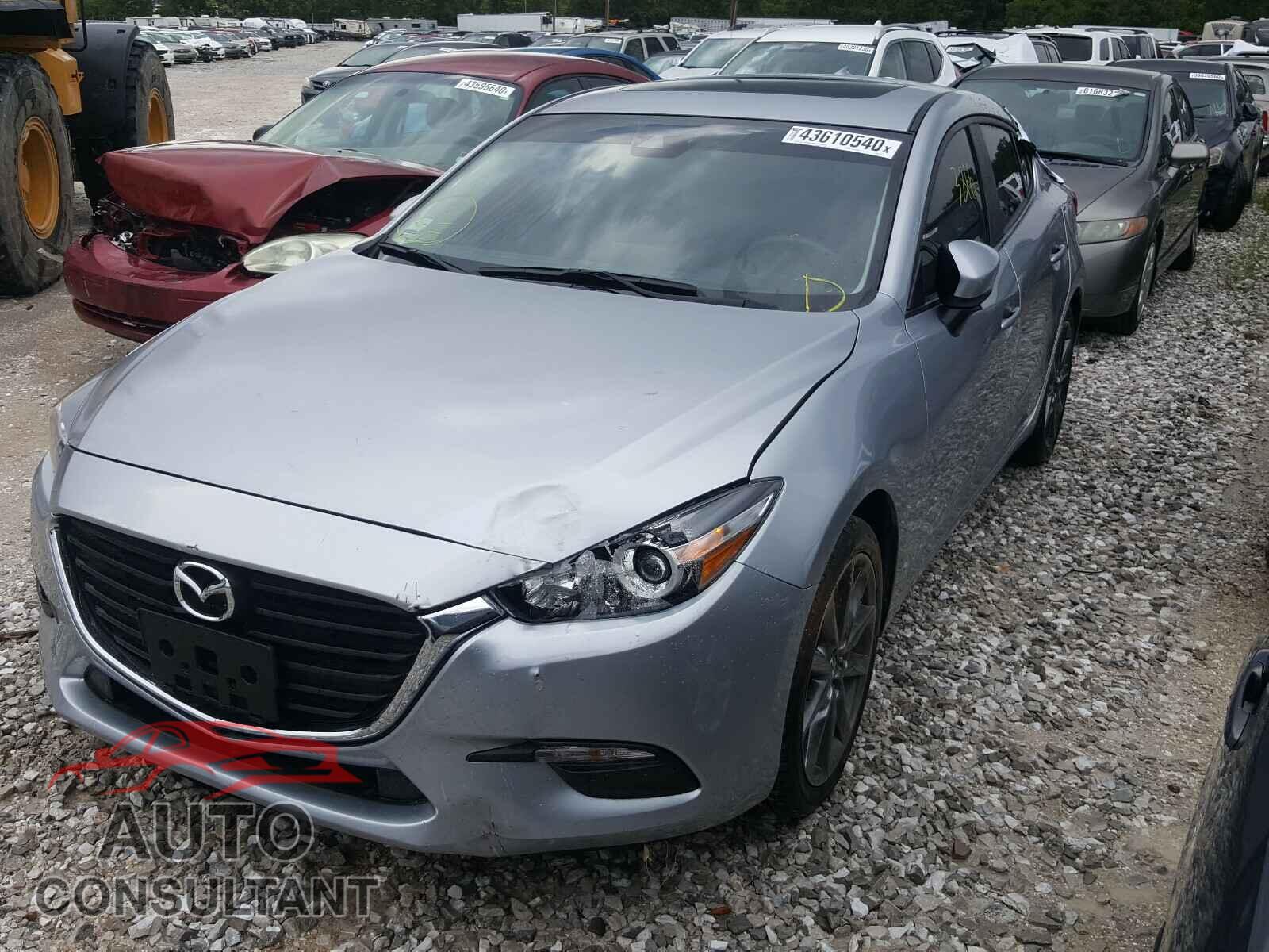 MAZDA 3 2018 - 3MZBN1V35JM272168