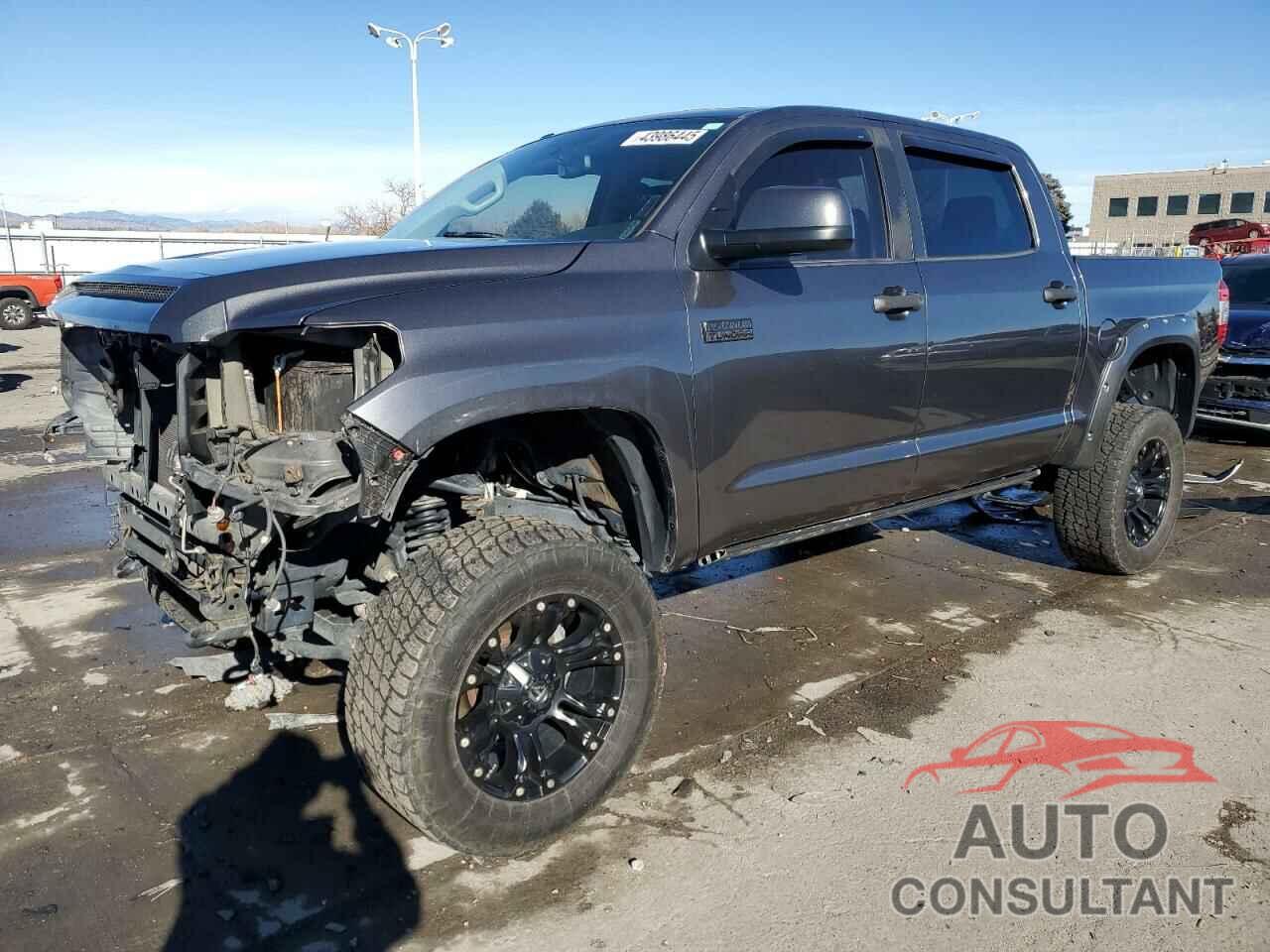TOYOTA TUNDRA 2017 - 5TFAW5F16HX614411