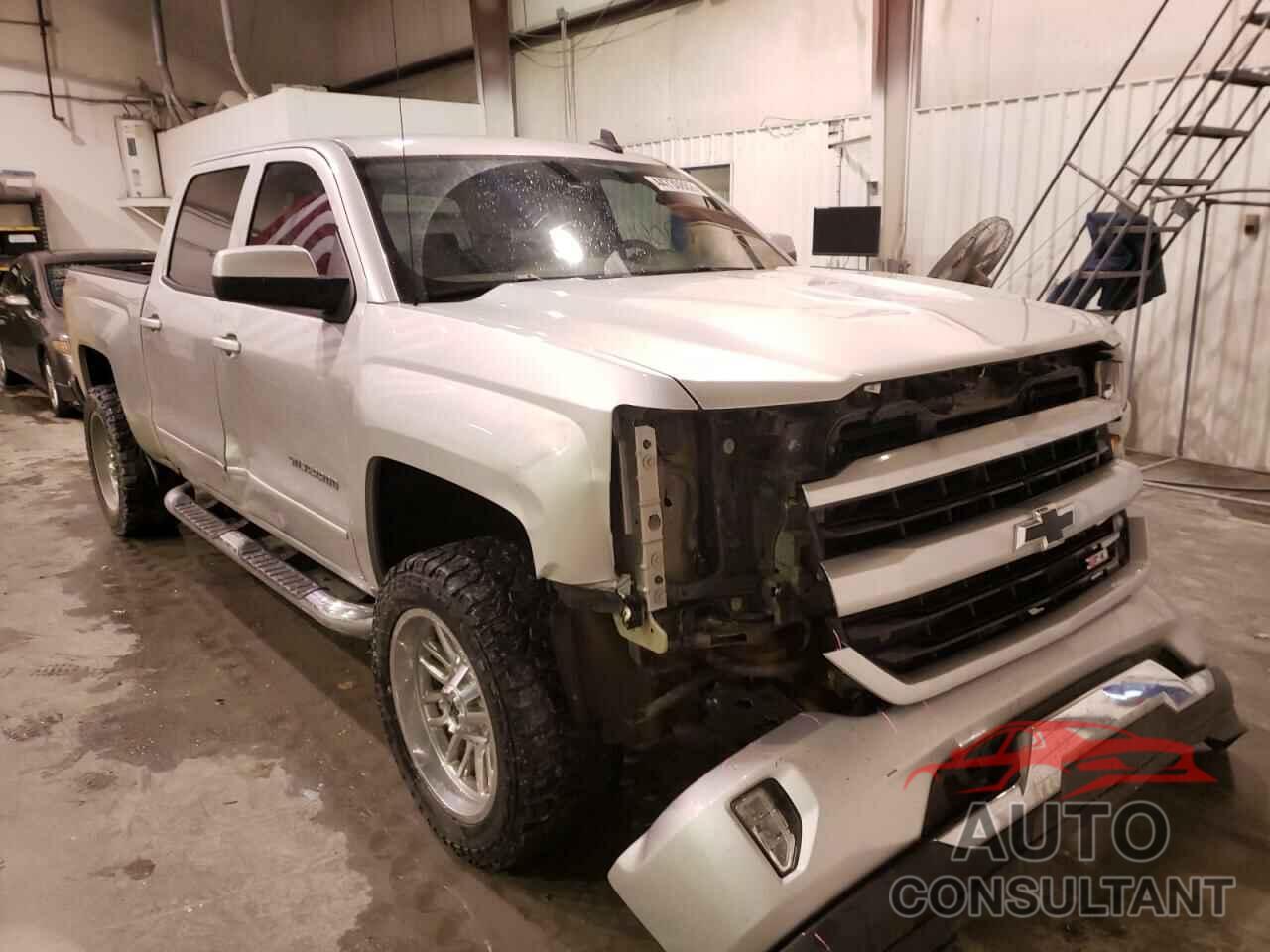 CHEVROLET SILVERADO 2017 - 3GCUKREC5HG344935