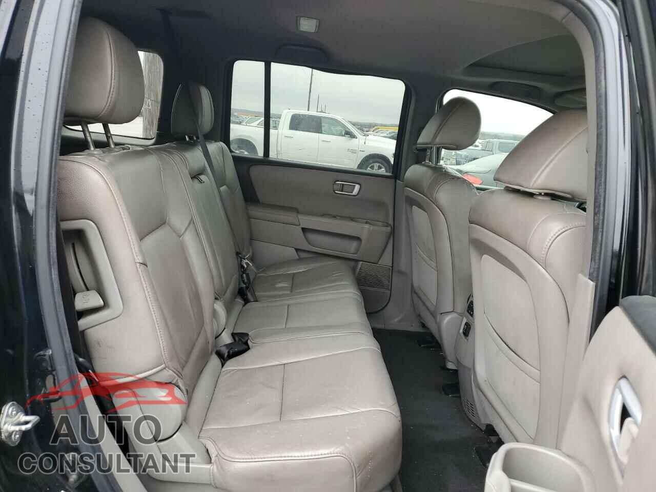 HONDA PILOT 2012 - 5FNYF3H53CB037150