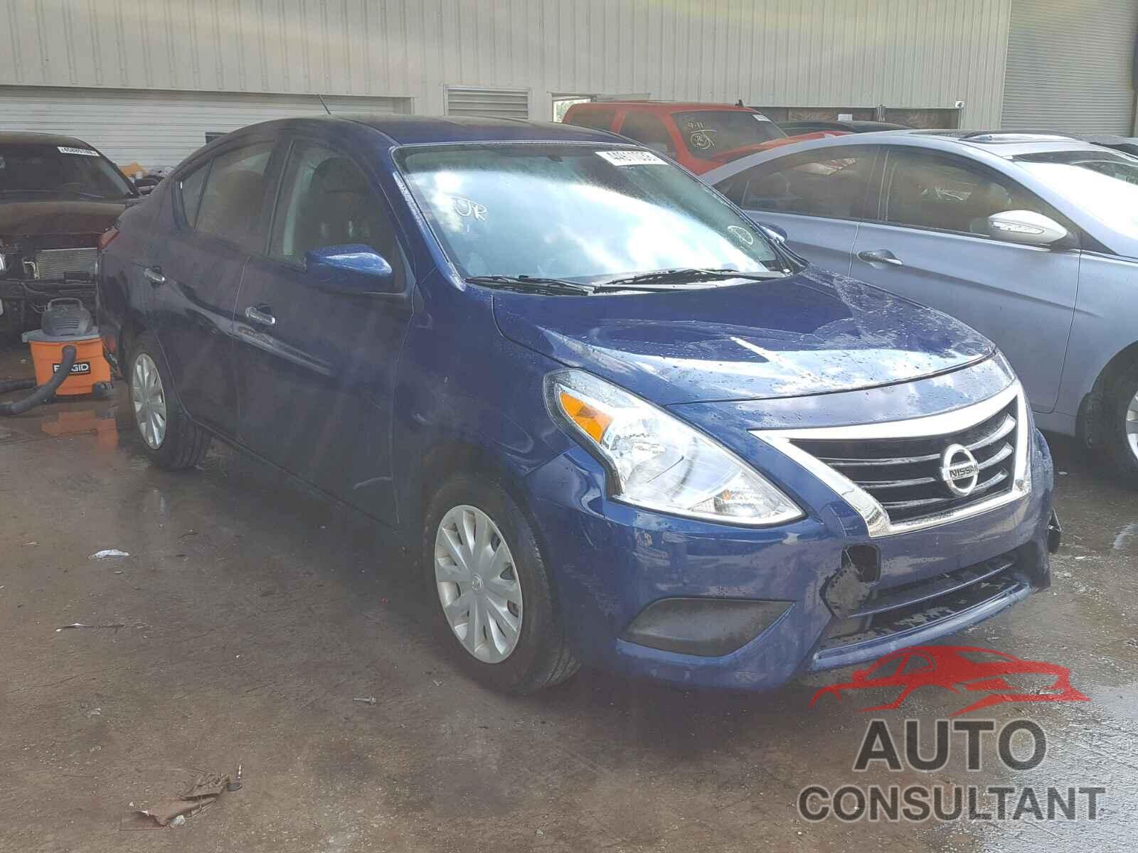 NISSAN VERSA 2018 - 3N1CN7AP0JL849815