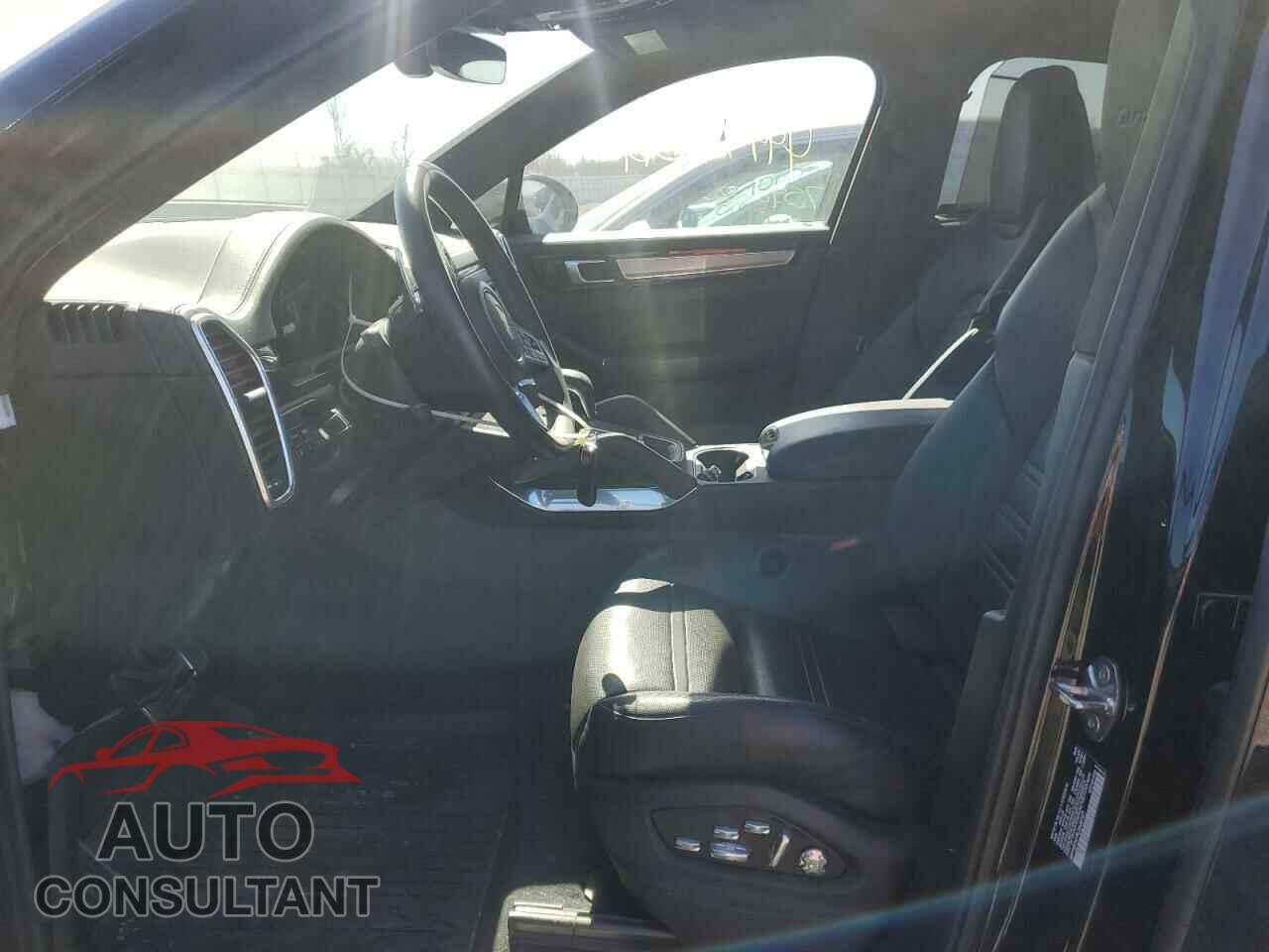 PORSCHE CAYENNE 2020 - WP1BF2AY9LDA65707