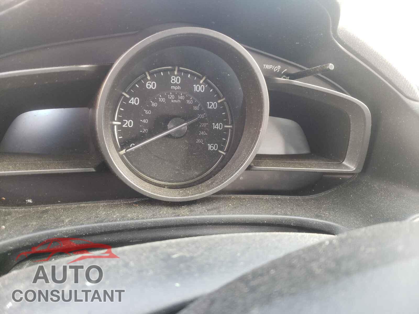 MAZDA 3 2018 - 3MZBN1U77JM162811
