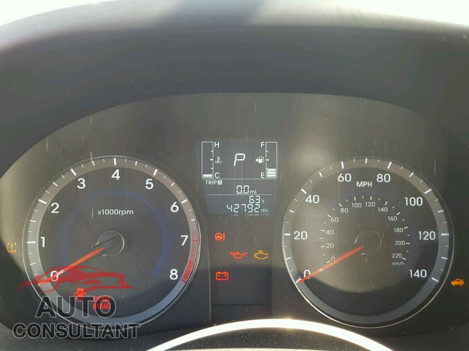HYUNDAI ACCENT 2015 - KMHCT4AEXFU834893