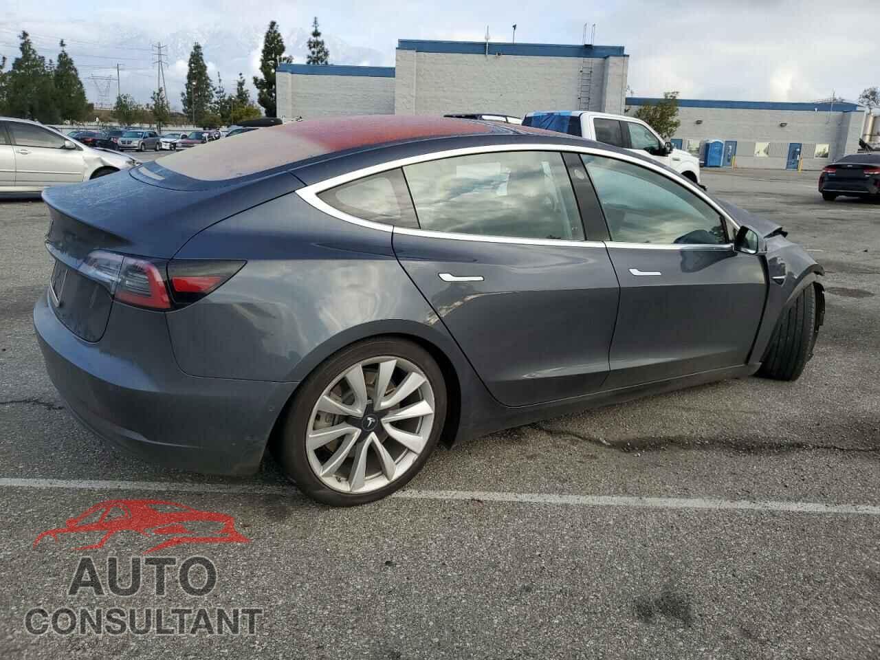 TESLA MODEL 3 2018 - 5YJ3E1EA8JF003429