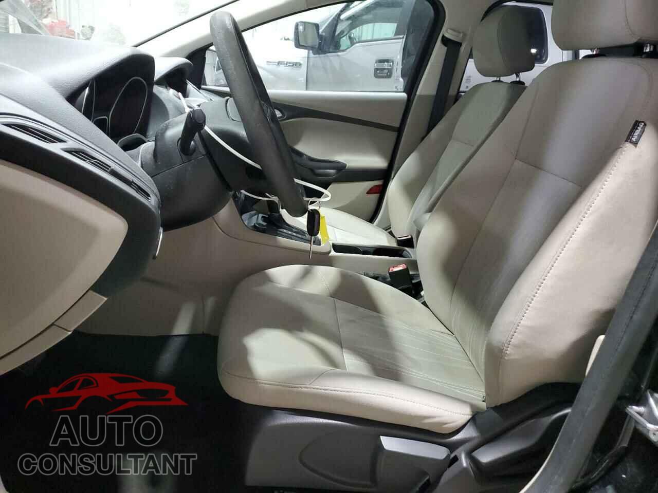 FORD FOCUS 2016 - 1FADP3F29GL301713