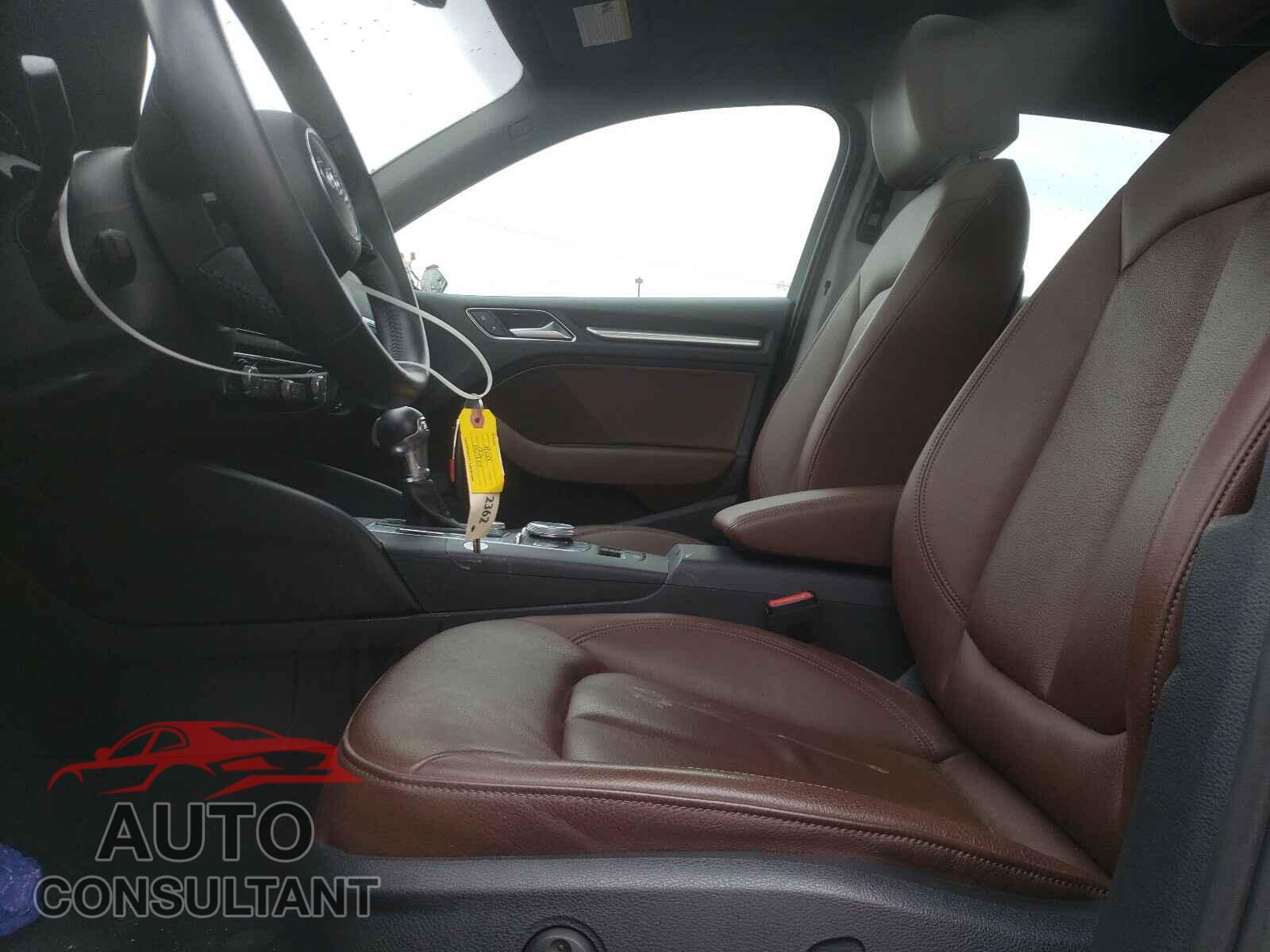 AUDI A3 2018 - WAUJ8GFFXJ1050737