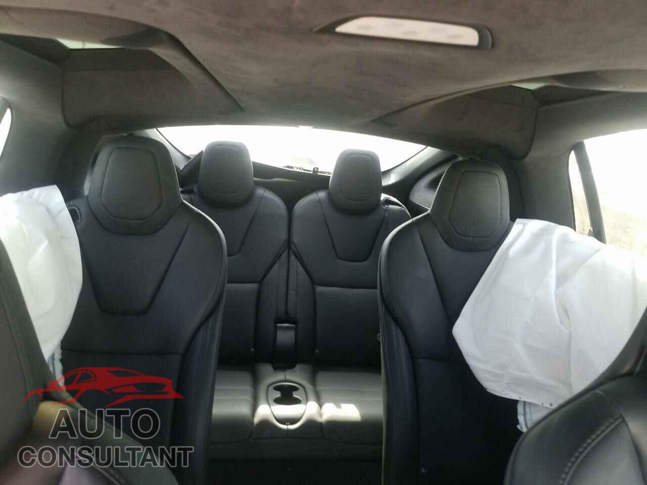 TESLA MODEL X 2019 - 5YJXCDE20KF185730