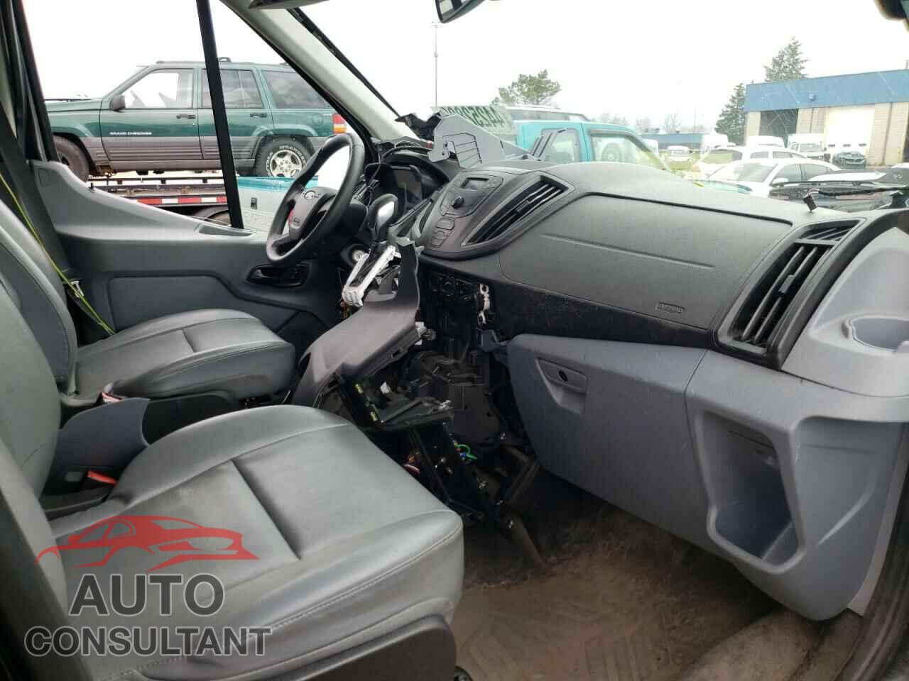 FORD TRANSIT CO 2019 - 1FTYE2CM3KKB56703