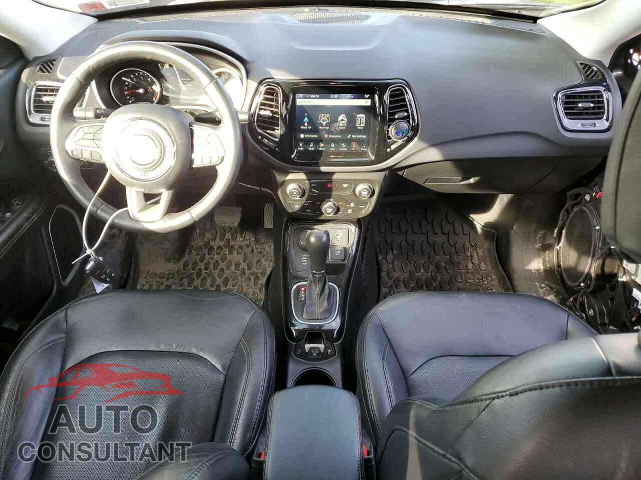 JEEP COMPASS 2017 - 3C4NJDCB3HT640774