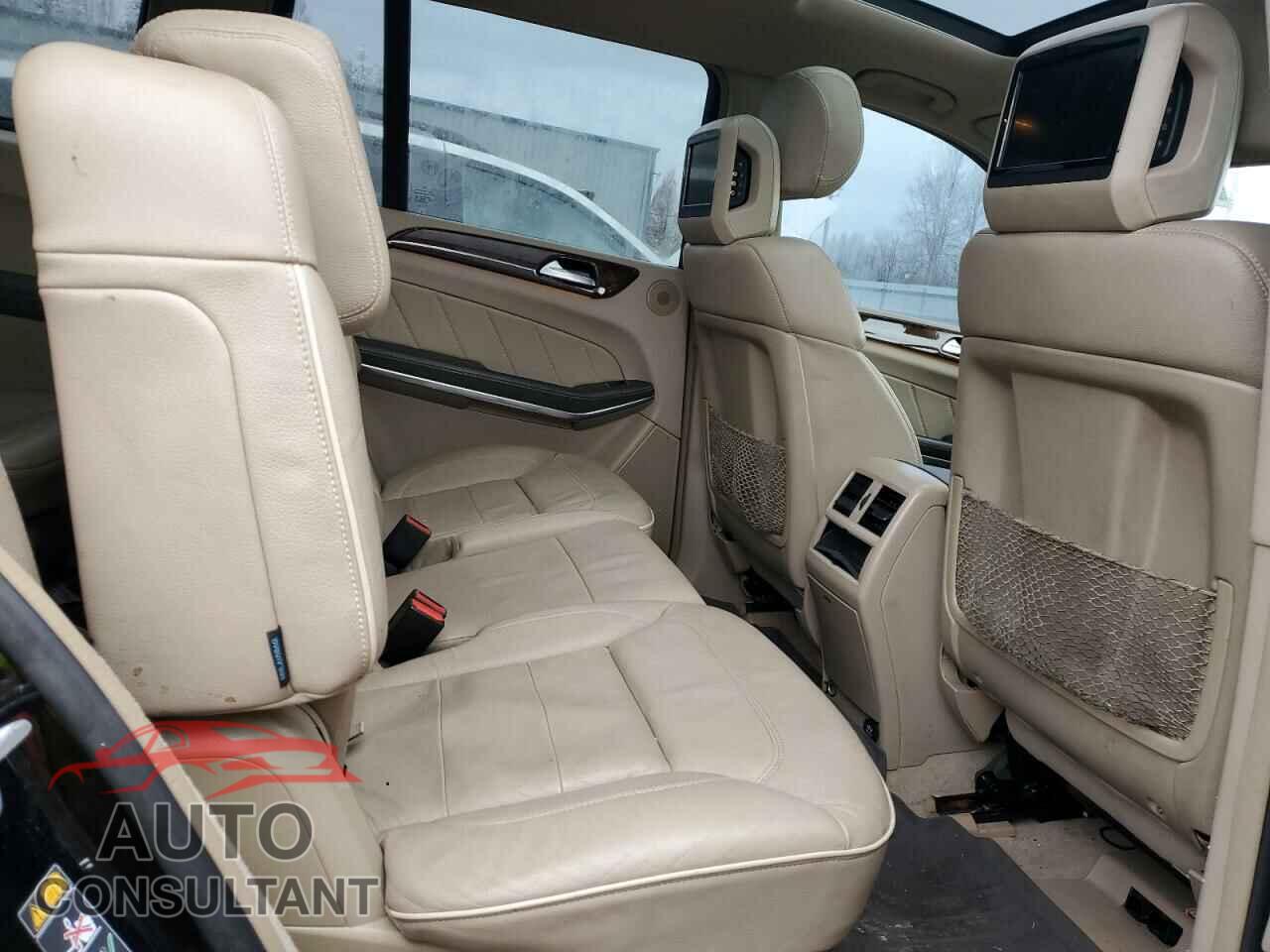 MERCEDES-BENZ GL-CLASS 2013 - 4JGDF7CE2DA228920
