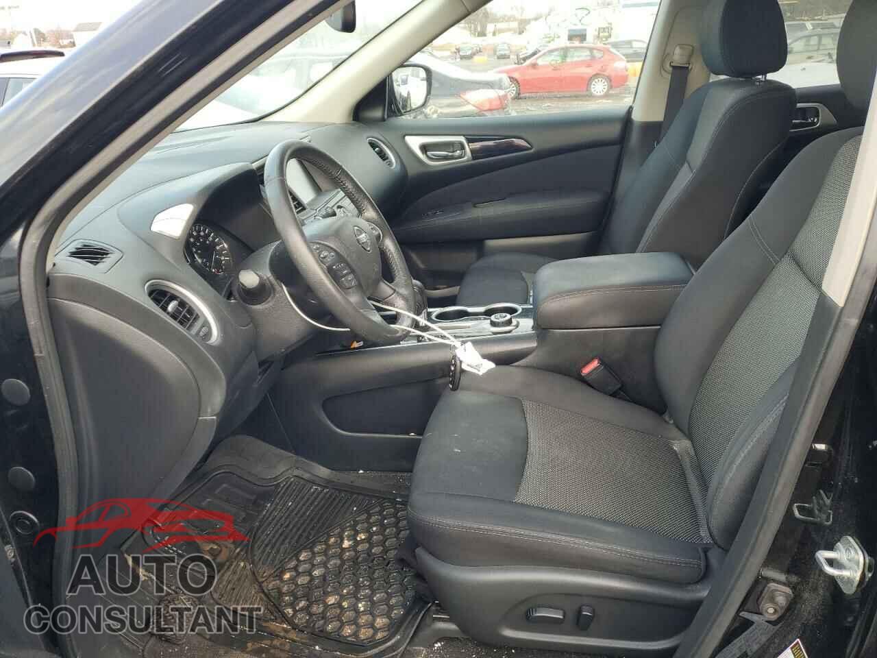 NISSAN PATHFINDER 2017 - 5N1DR2MM0HC902301