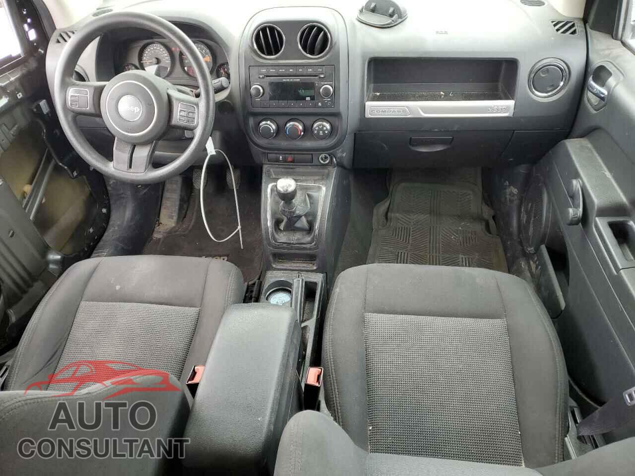 JEEP COMPASS 2016 - 1C4NJCAA8GD563117