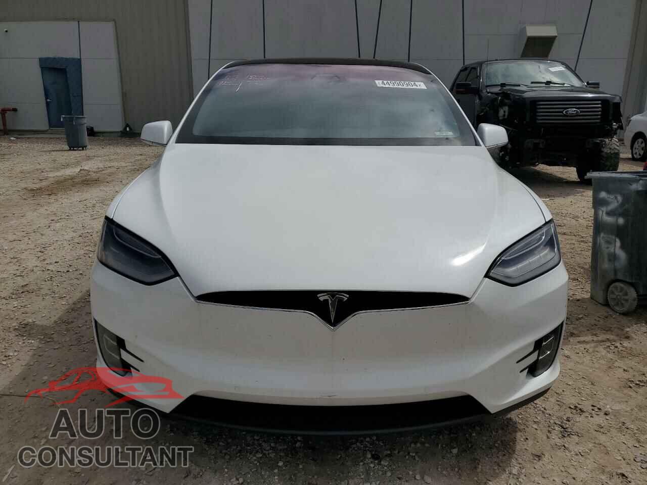 TESLA MODEL X 2019 - 5YJXCAE28KF189930