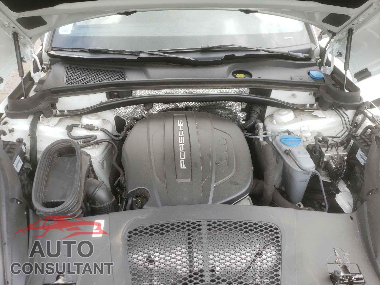 PORSCHE MACAN 2018 - WP1AA2A56JLB13800