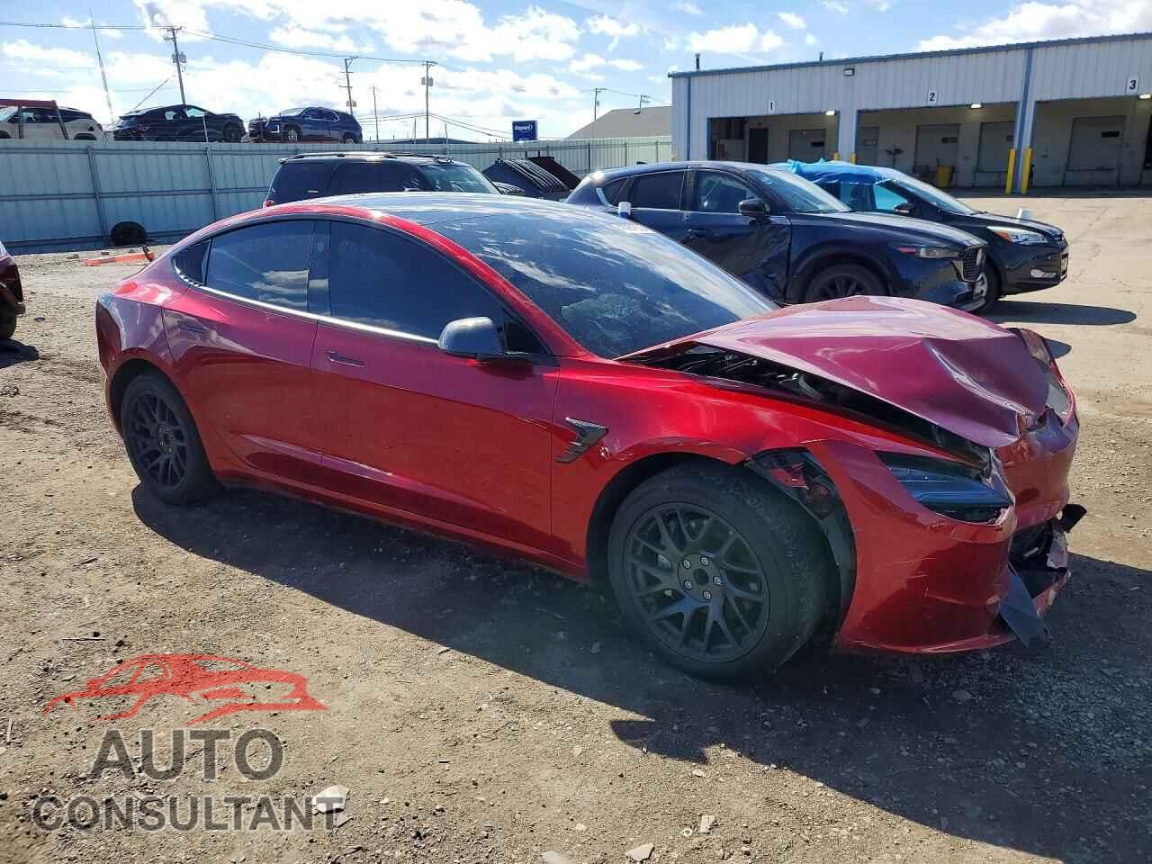 TESLA MODEL 3 2024 - 5YJ3E1EA2RF749838
