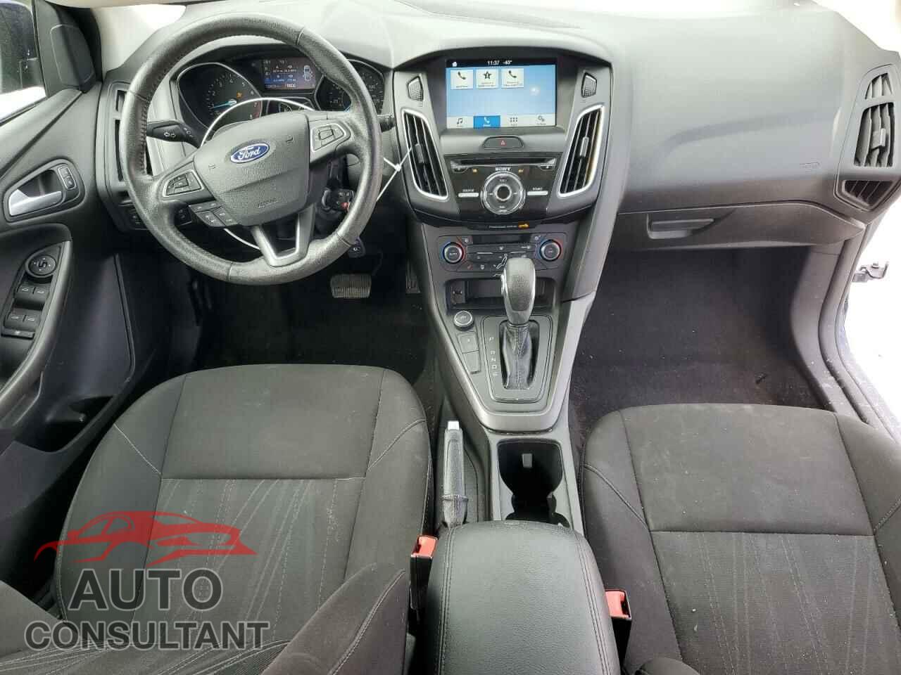 FORD FOCUS 2017 - 1FADP3M21HL311303