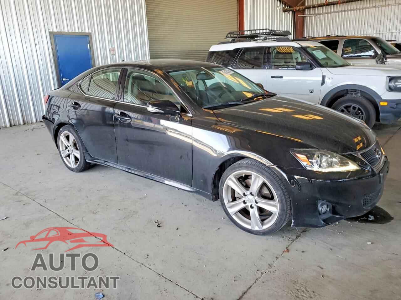 LEXUS IS 2011 - JTHBF5C24B5151512