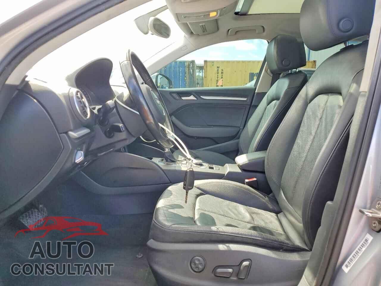 AUDI A3 2015 - WAUBFGFF0F1128024