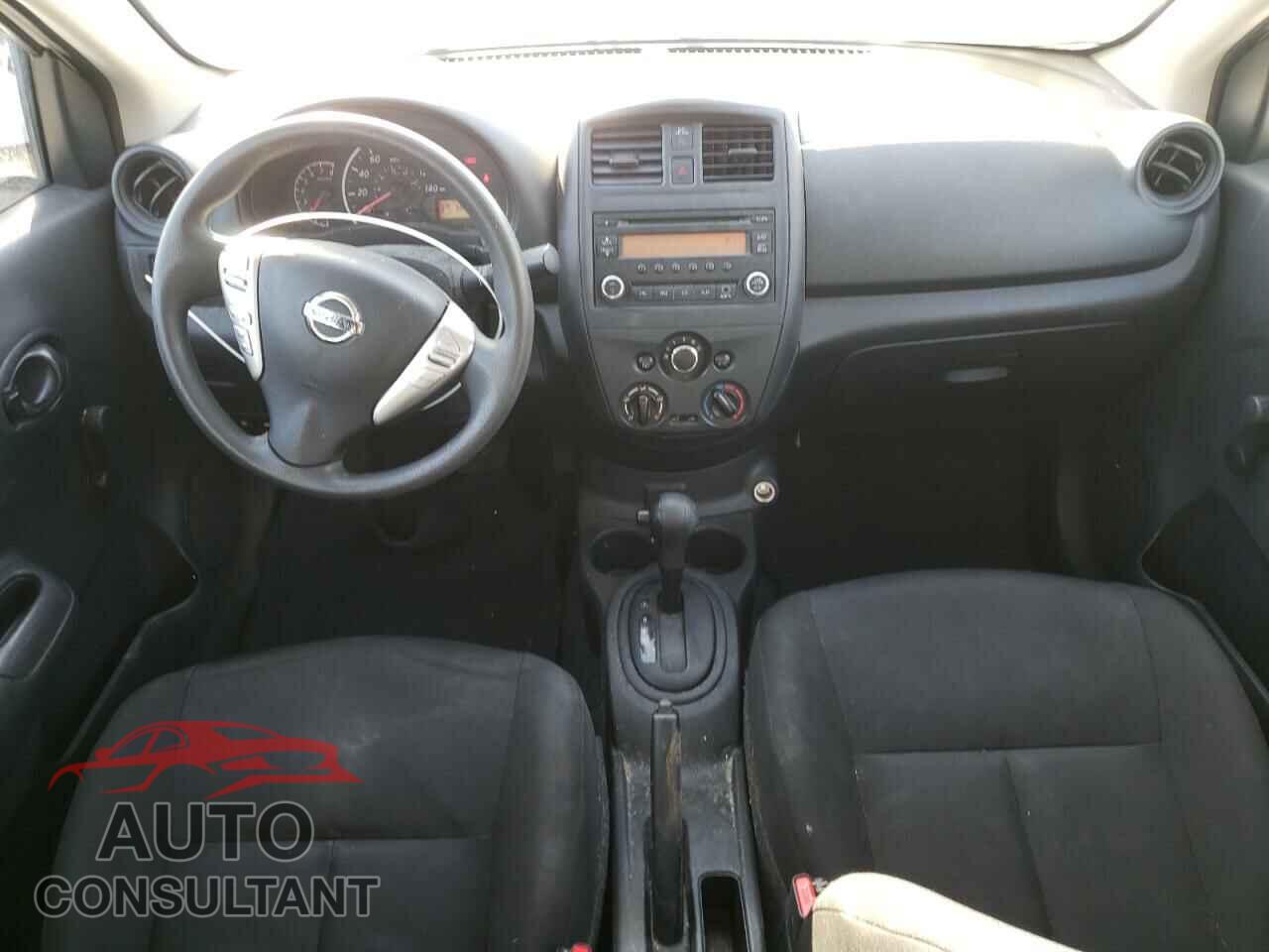 NISSAN VERSA 2017 - 3N1CN7AP3HL823977