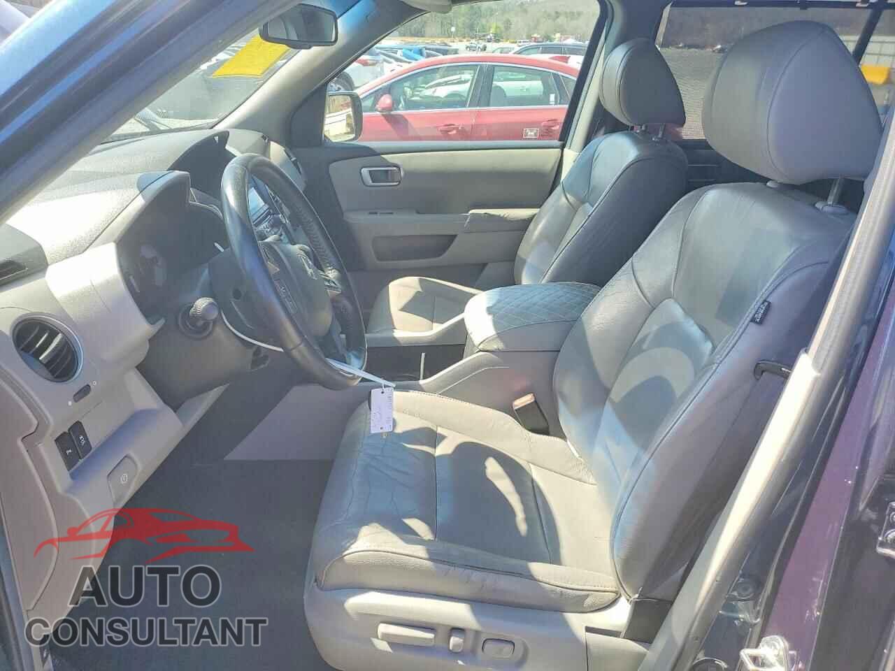 HONDA PILOT 2012 - 5FNYF4H98CB018957