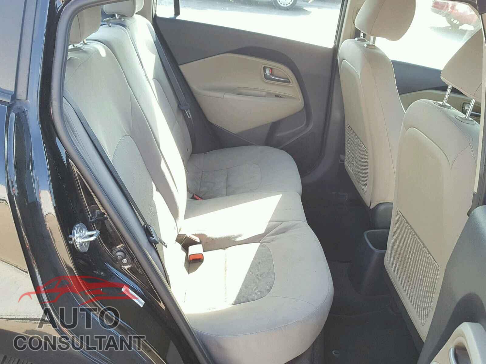 KIA RIO 2015 - KNADM4A37F6504134
