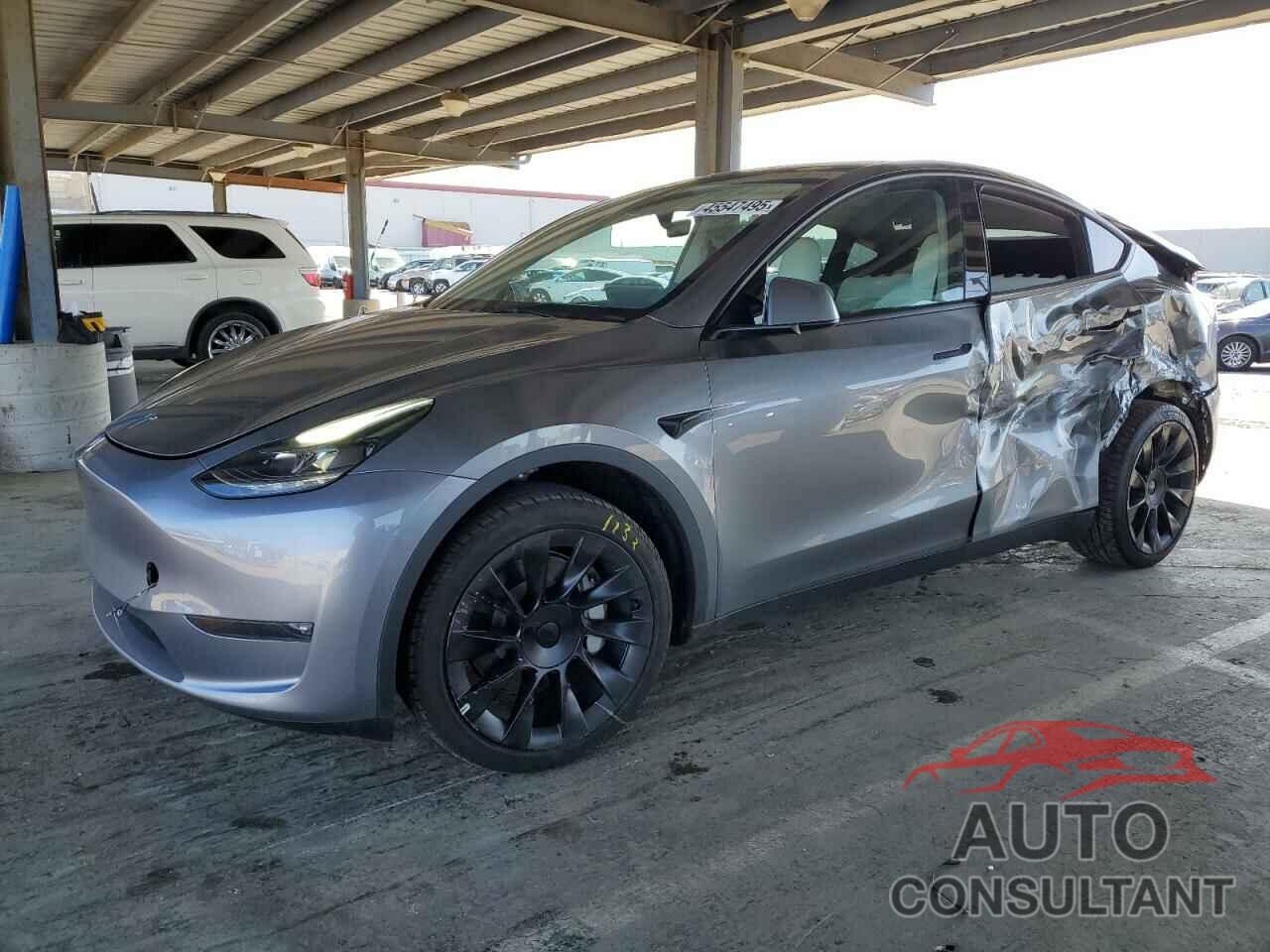 TESLA MODEL Y 2024 - 7SAYGDEE2RF149327