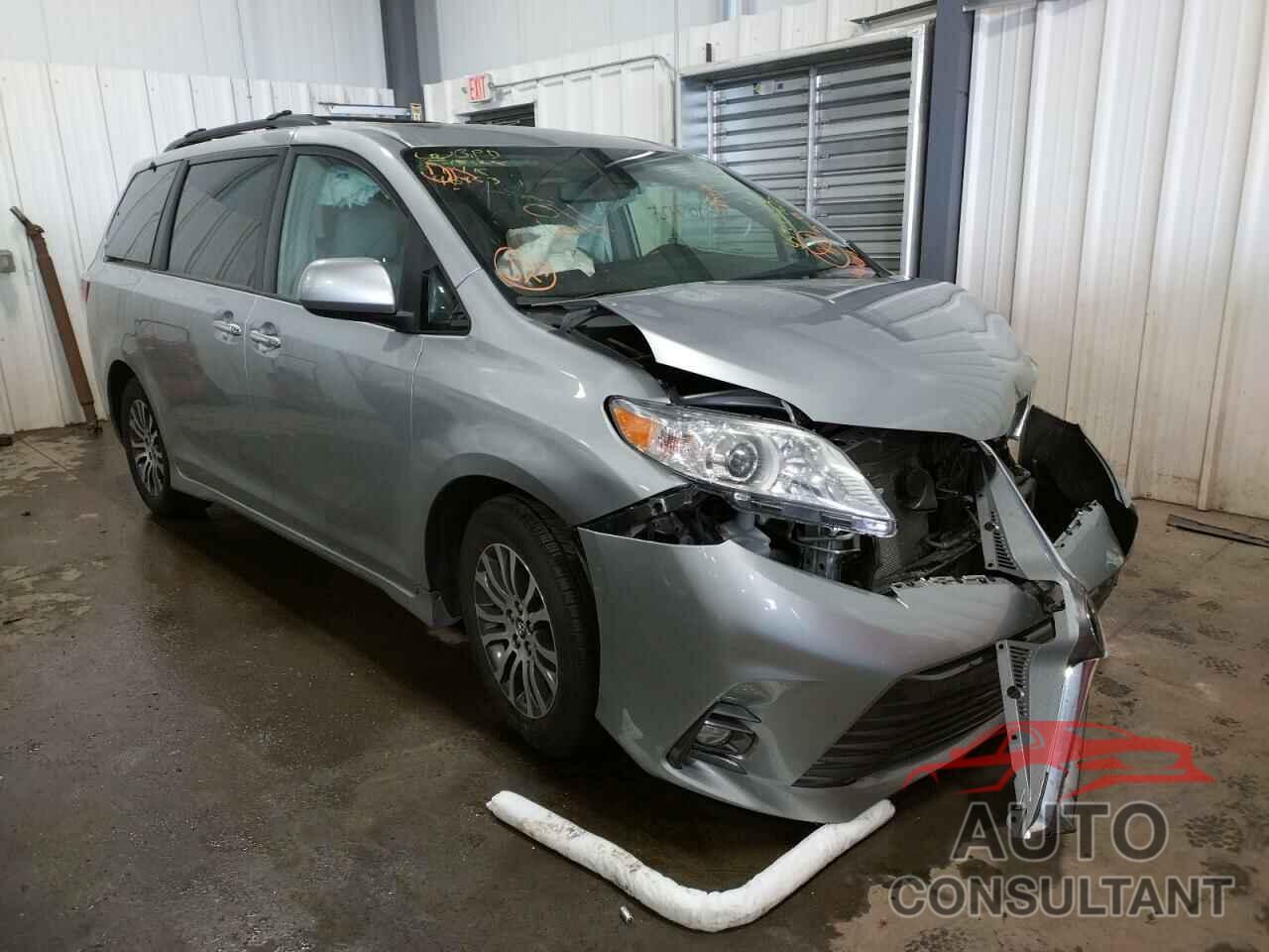 TOYOTA SIENNA 2019 - 5TDYZ3DC3KS997414