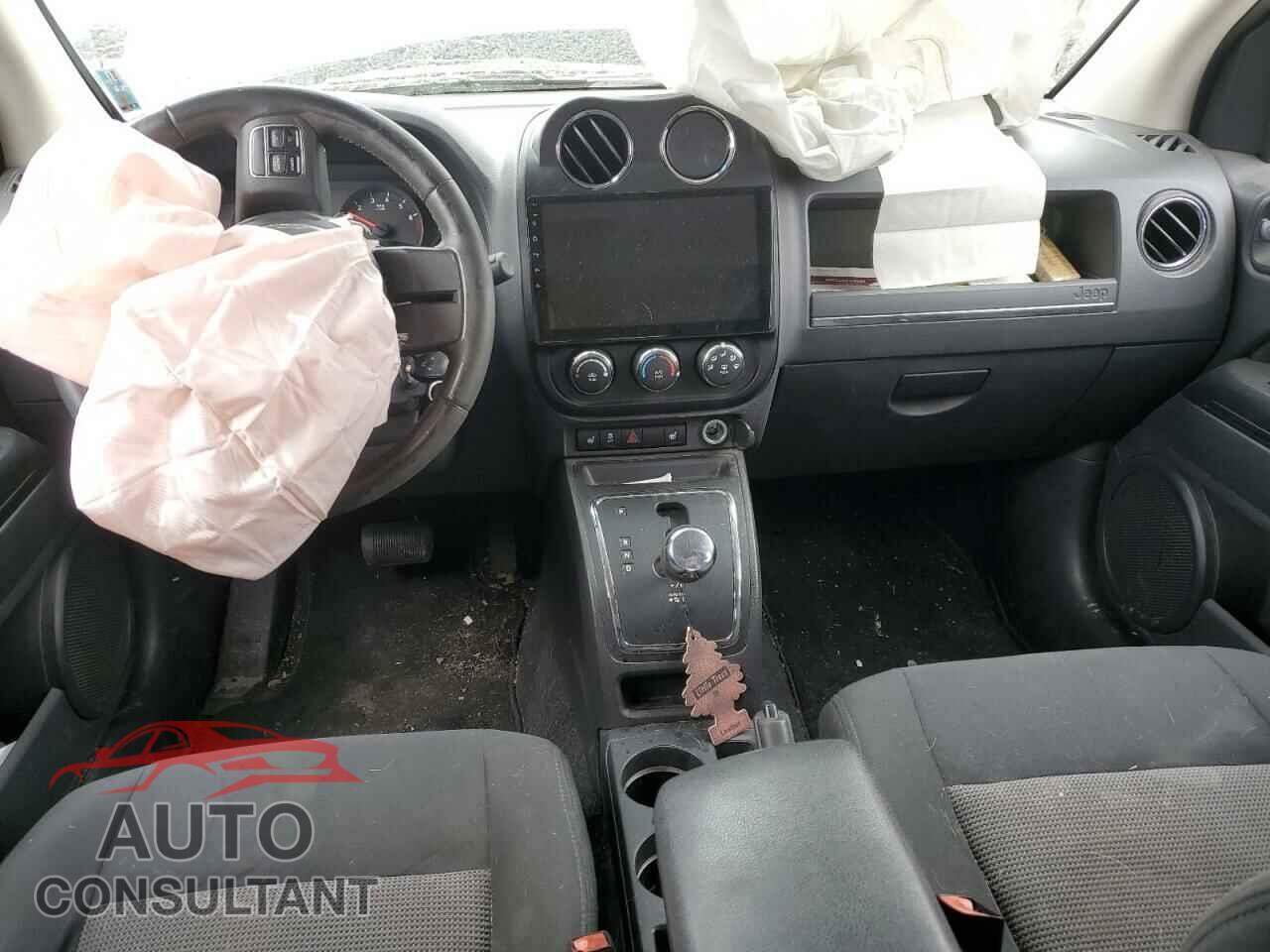 JEEP COMPASS 2011 - 1J4NF1FB6BD180061