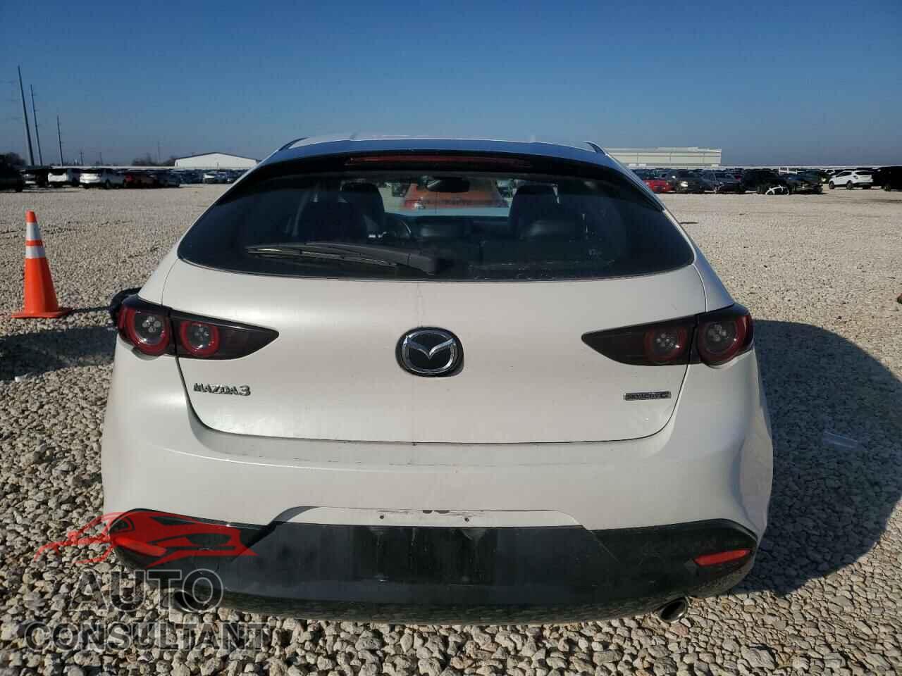 MAZDA 3 2021 - JM1BPALL6M1402587