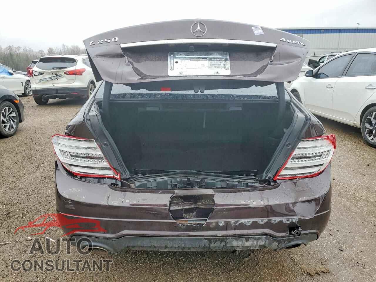 MERCEDES-BENZ C-CLASS 2012 - WDDGF8FB7CF913706