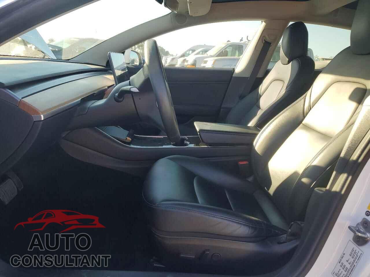 TESLA MODEL 3 2019 - 5YJ3E1EAXKF472491