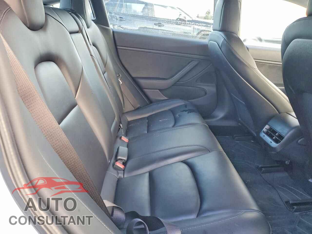 TESLA MODEL 3 2019 - 5YJ3E1EA6KF416659