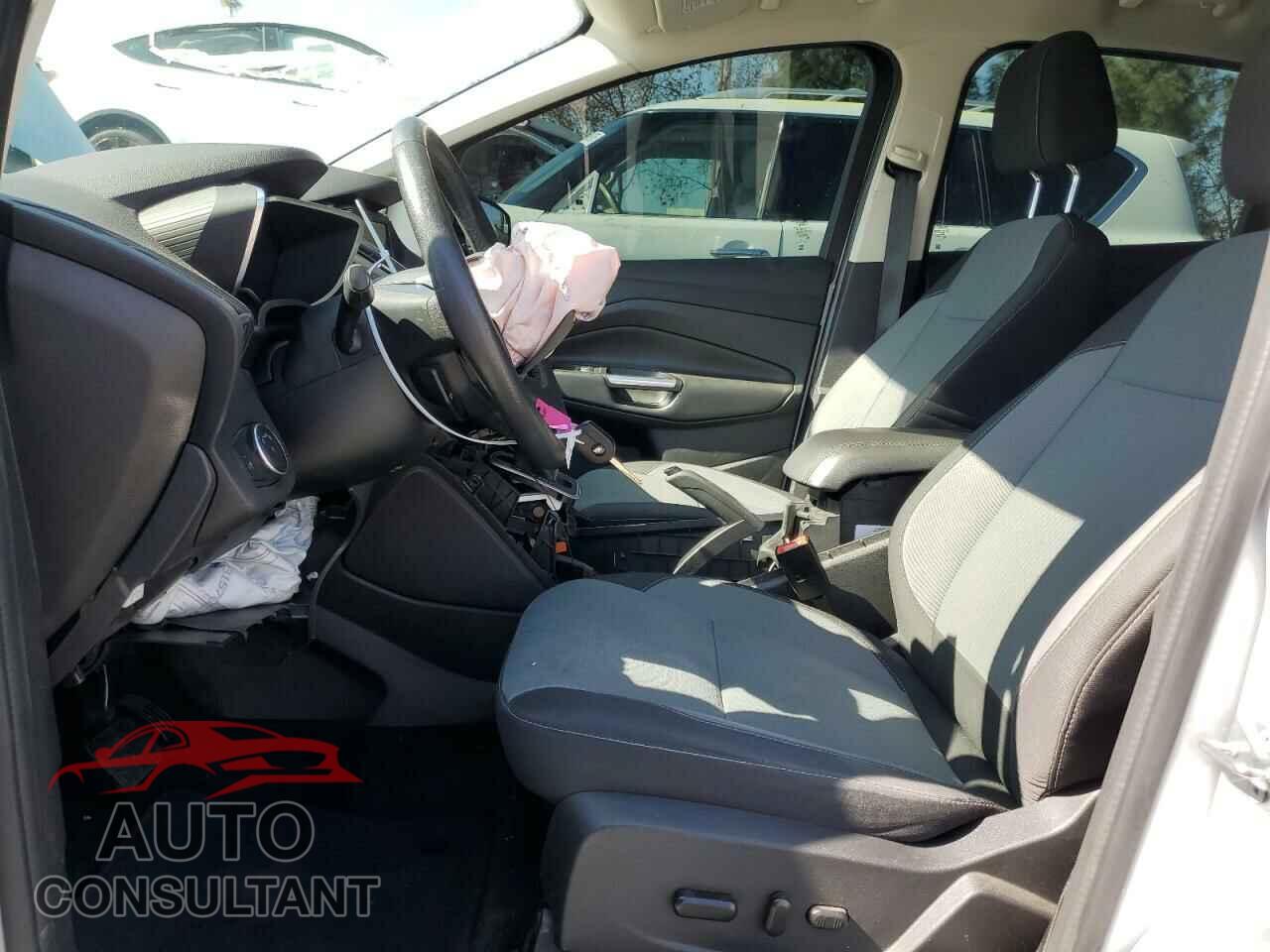 FORD CMAX 2017 - 1FADP5AU4HL110898
